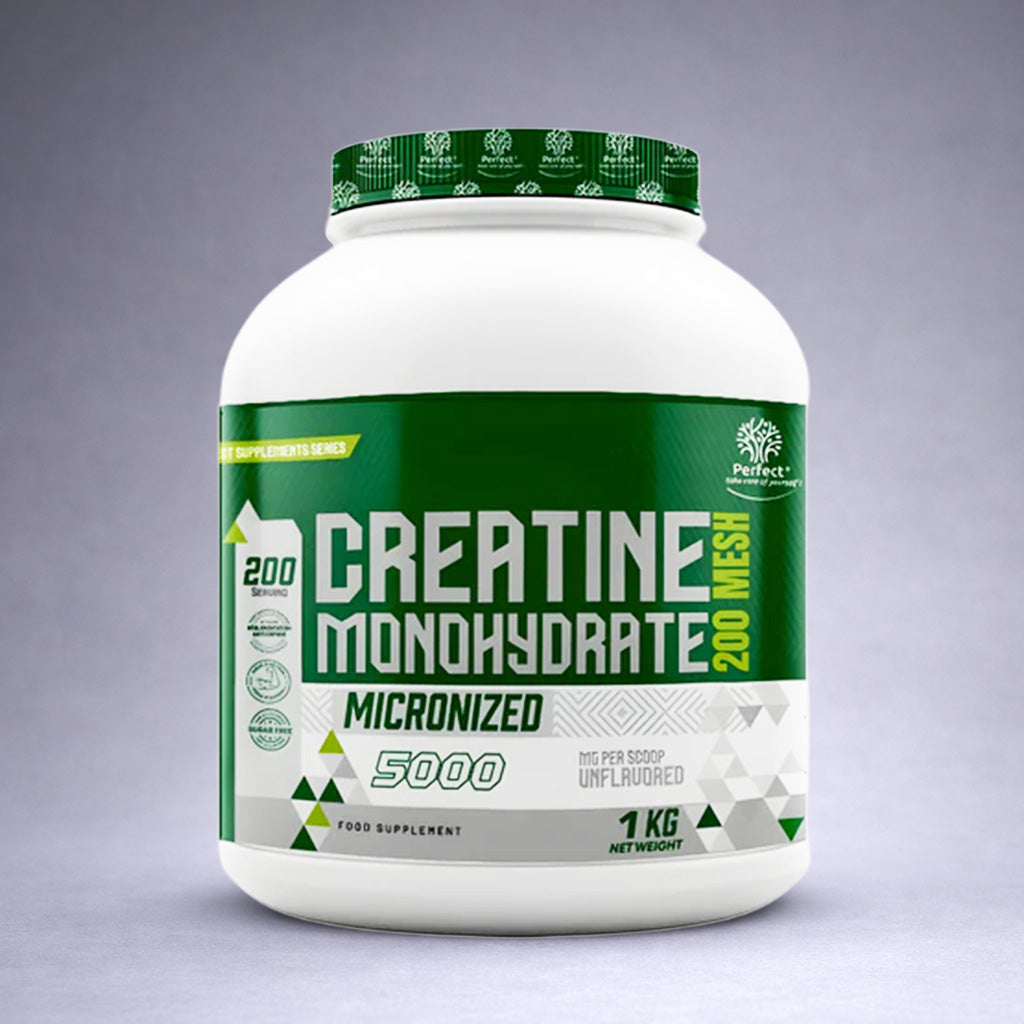 Texte alt SEO pour l’image

Pot blanc Perfect Nutrition Créatine Monohydrate 1 kg posé sur fond neutre dégradé clair, visuel premium pour site e‑commerce force, performance et récupération.