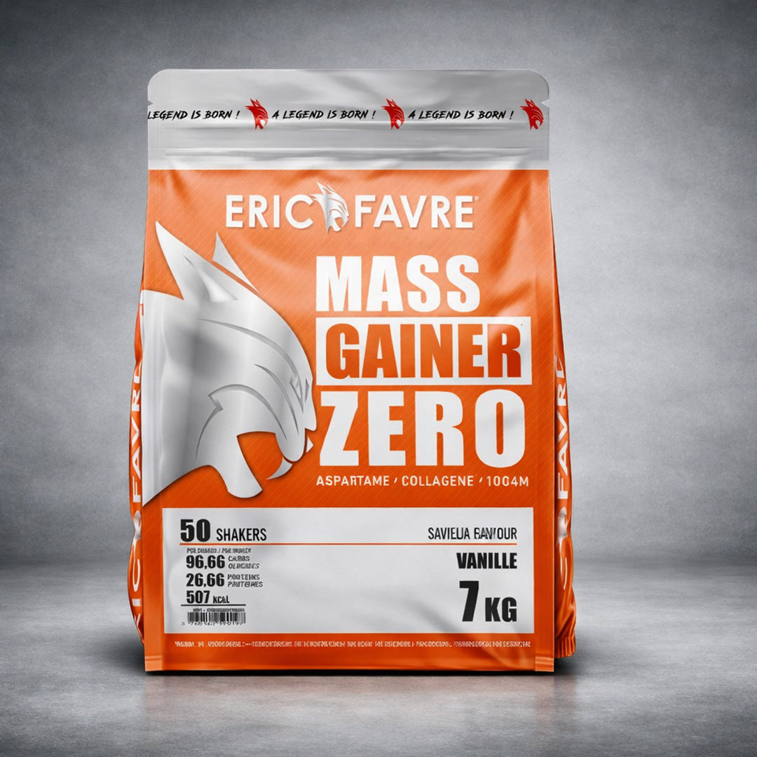 Sac orange et argent Mass Gainer Zero Eric Favre 7 kg saveur Vanille sur fond studio gris dégradé premium, visuel e‑commerce musculation et prise de masse rapide.
